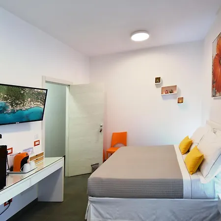 Elis Bed & Breakfast *